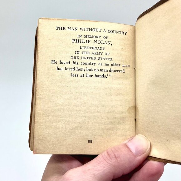 The Man Without A Country Edward Everett Hale Little Leather Library 1920s Book - Picture 6 of 8